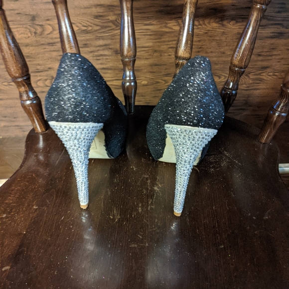 Custom black glitter and rhinestone heels - Picture 2 of 3